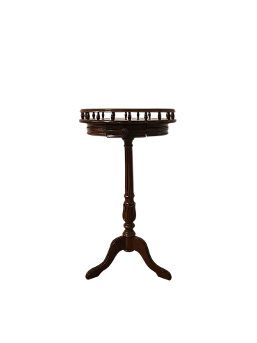 Victorian style circular table, late 19th century