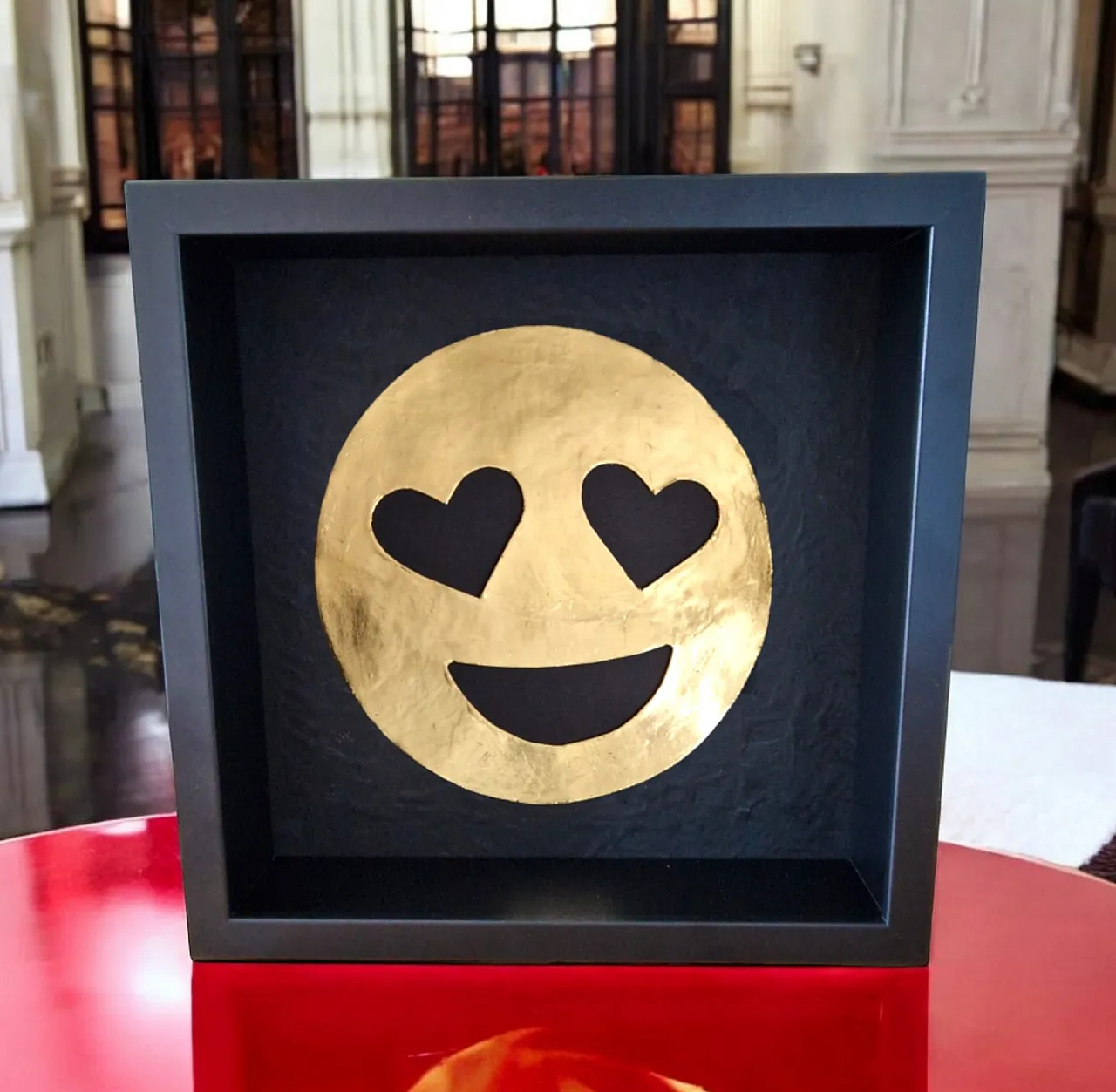Smiley in Love emoticon 23kt gold plated in frame PopArt 3