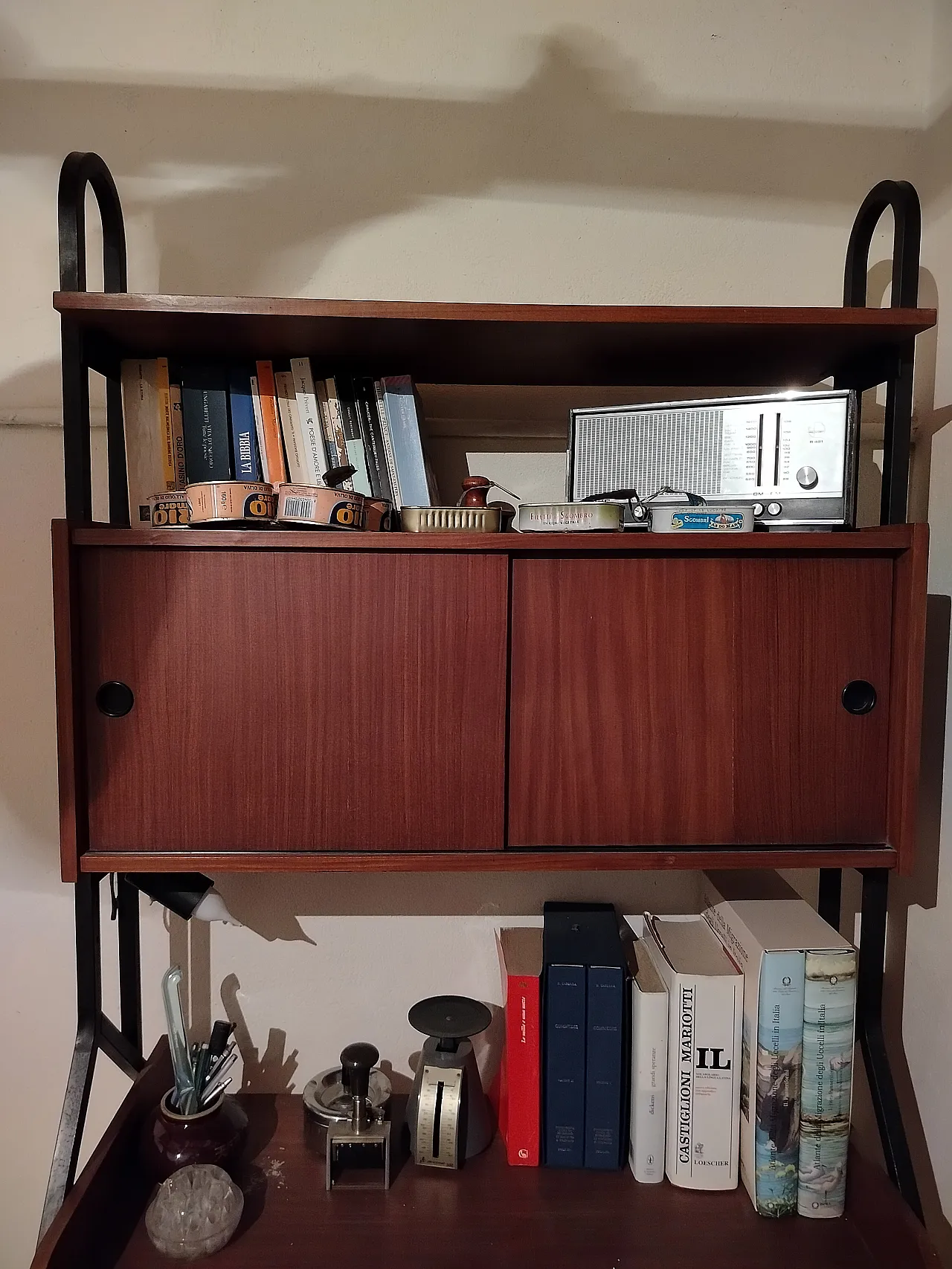 Scrittoio in ferro e legno, anni '60 4