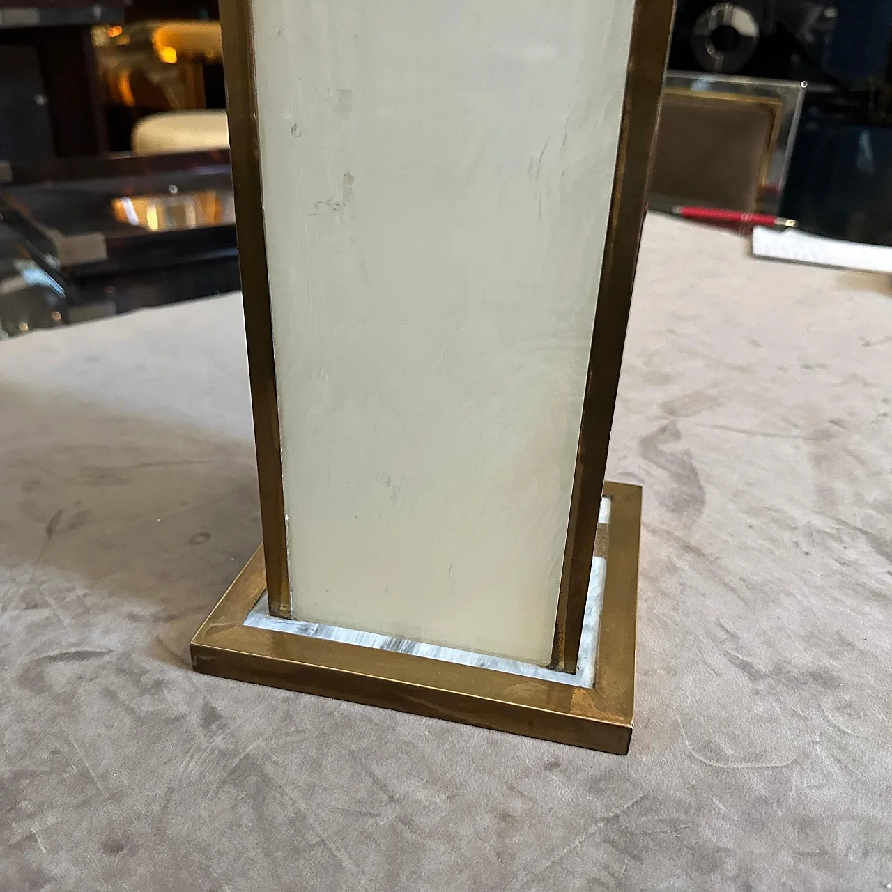 White lucite and brass table lamp, 1970s 8