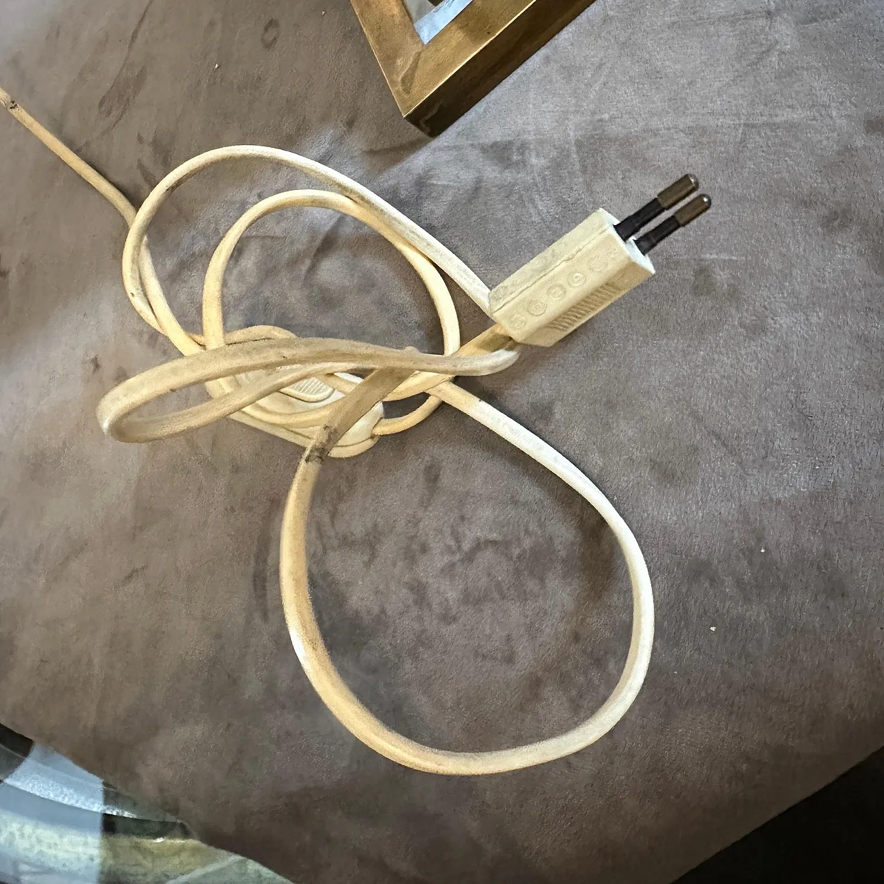 White lucite and brass table lamp, 1970s 12