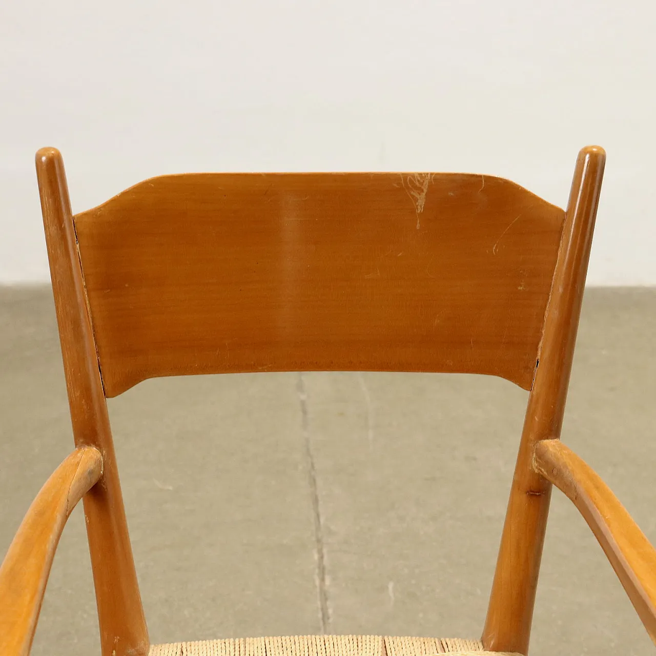 Coppia di sedie in faggio con seduta in corda, anni '50 3