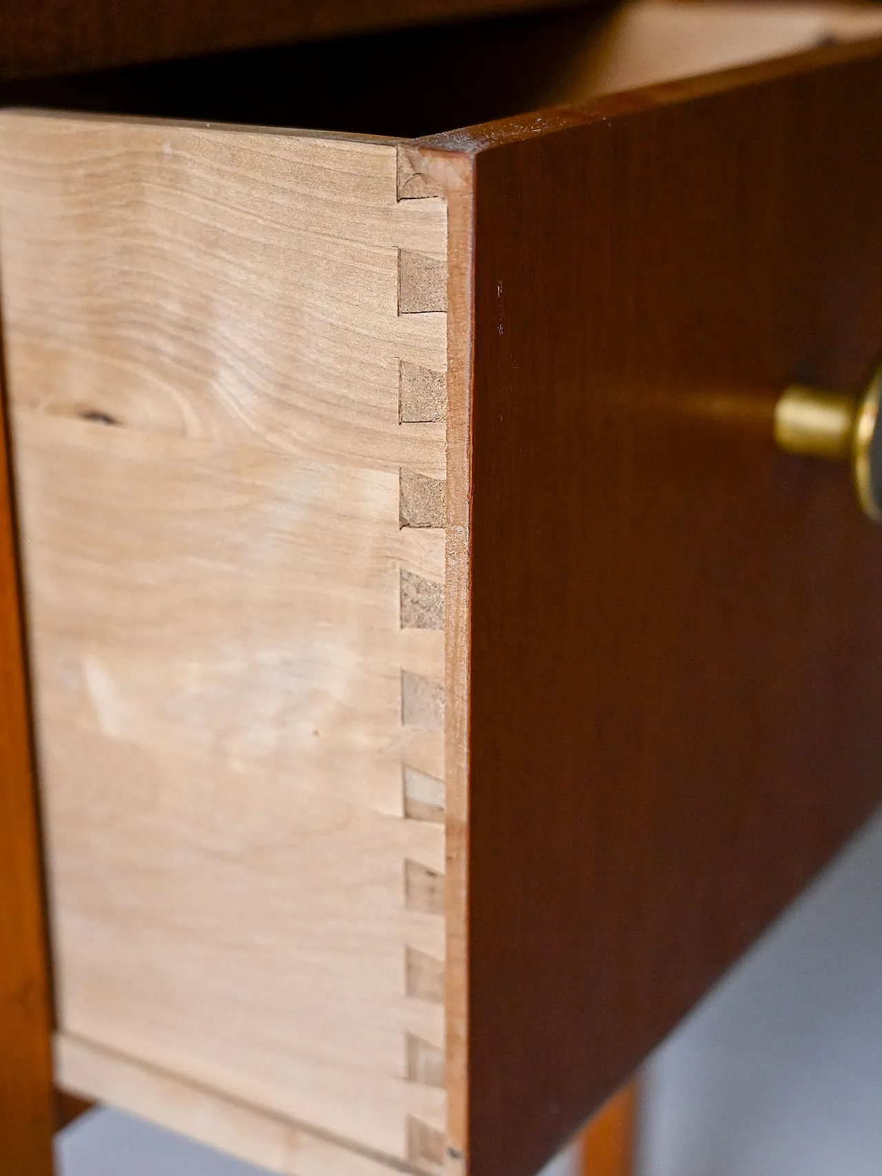 Scandinavian content trolley in mahogany, 50s 7