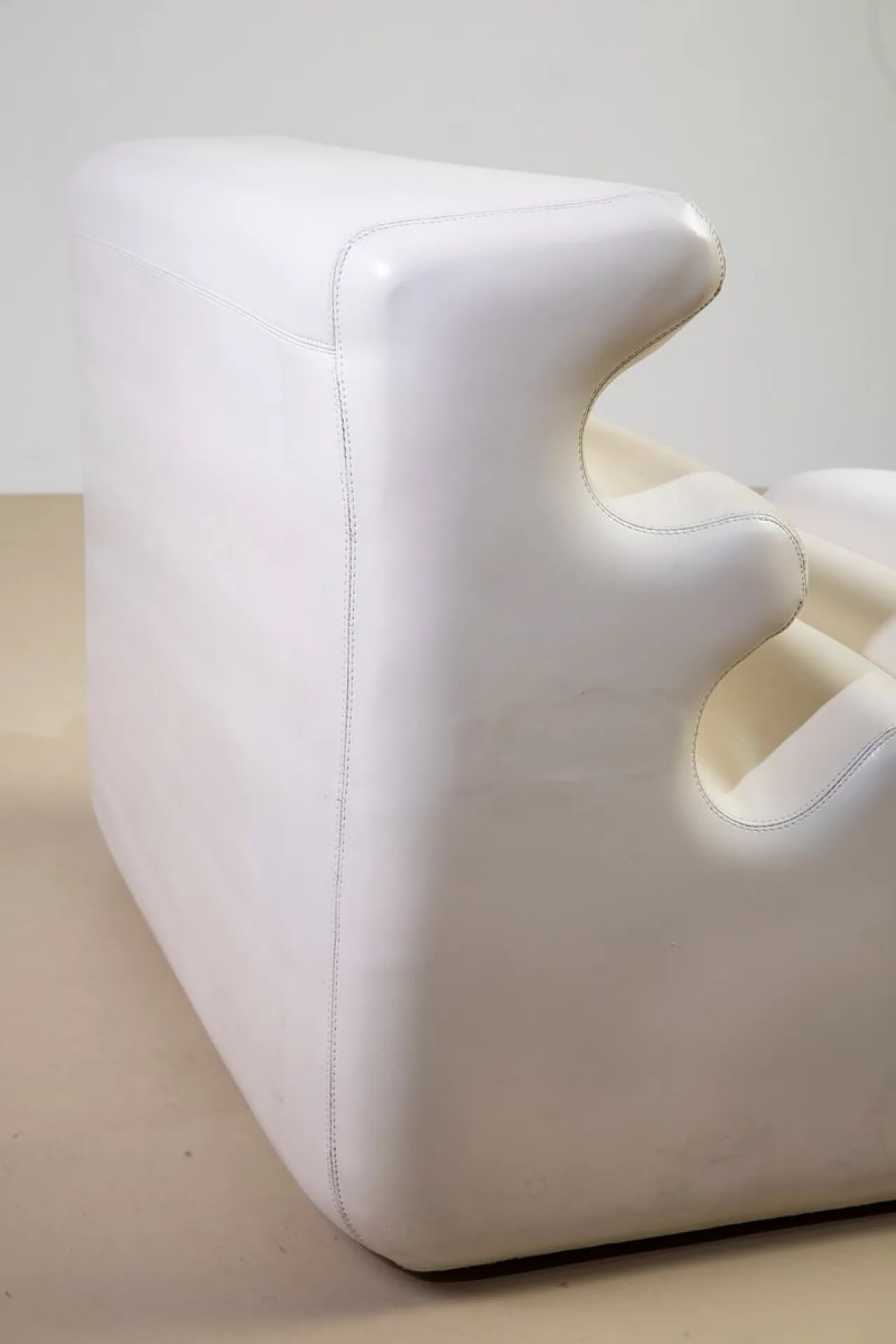 Karelia armchair in white vinyl by Liisi Beckmann for Zanotta, 1960s 3