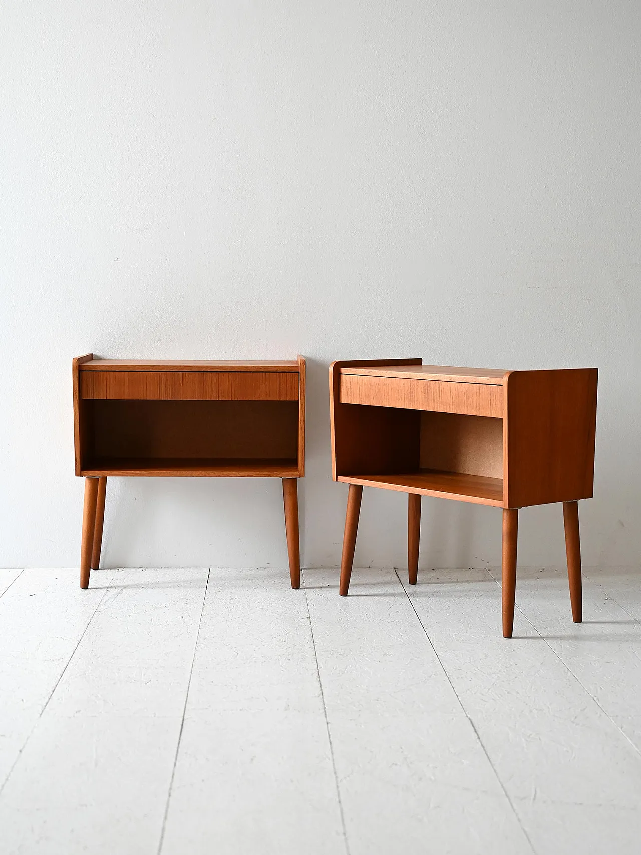 Pair of Scandinavian bedside beds in teak, 50s 2
