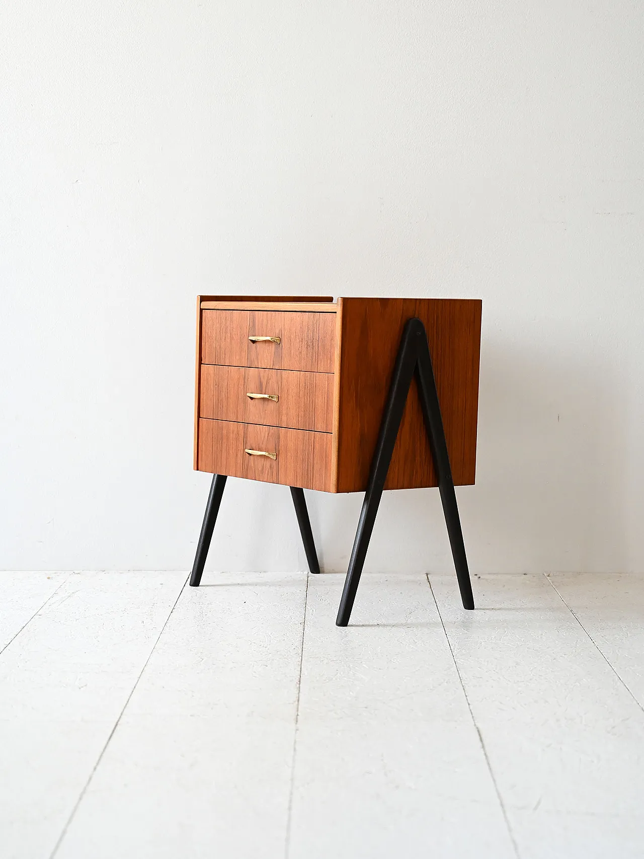 Scandinavian teak and brass bedside table, 1950s 3