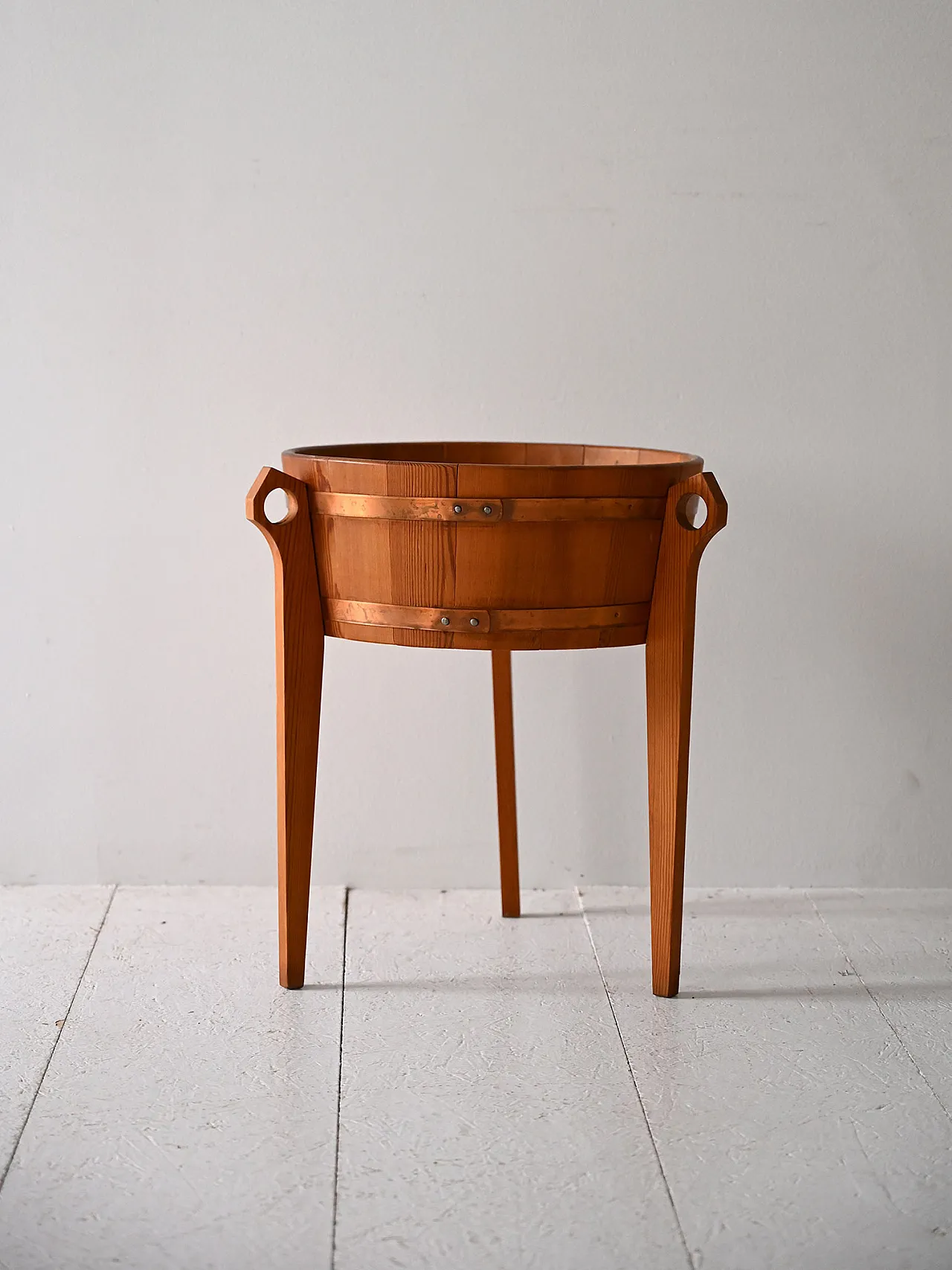 Portafiori scandinavo in teak, anni ’60 4