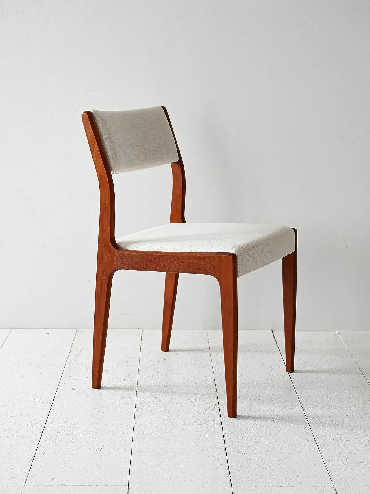 6 Scandinavian chairs in teak, 1960s 2