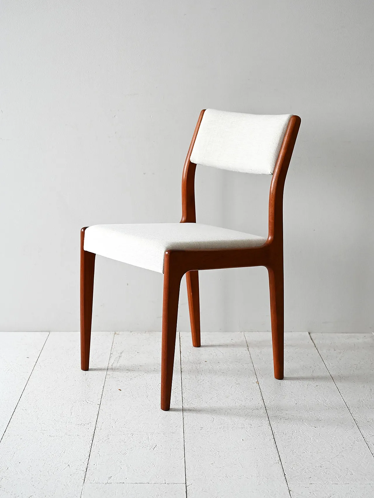 6 Scandinavian chairs in teak, 1960s 3