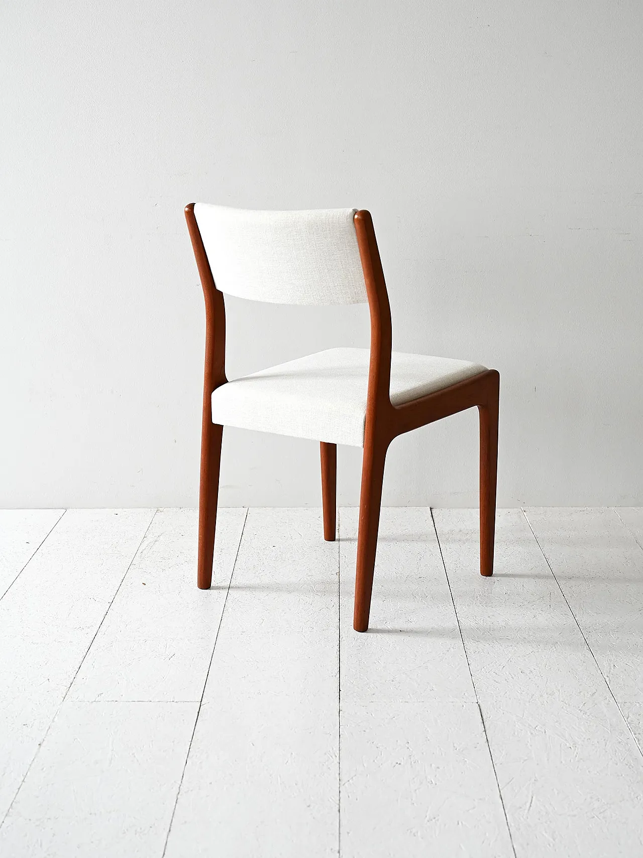 6 Scandinavian chairs in teak, 1960s 5