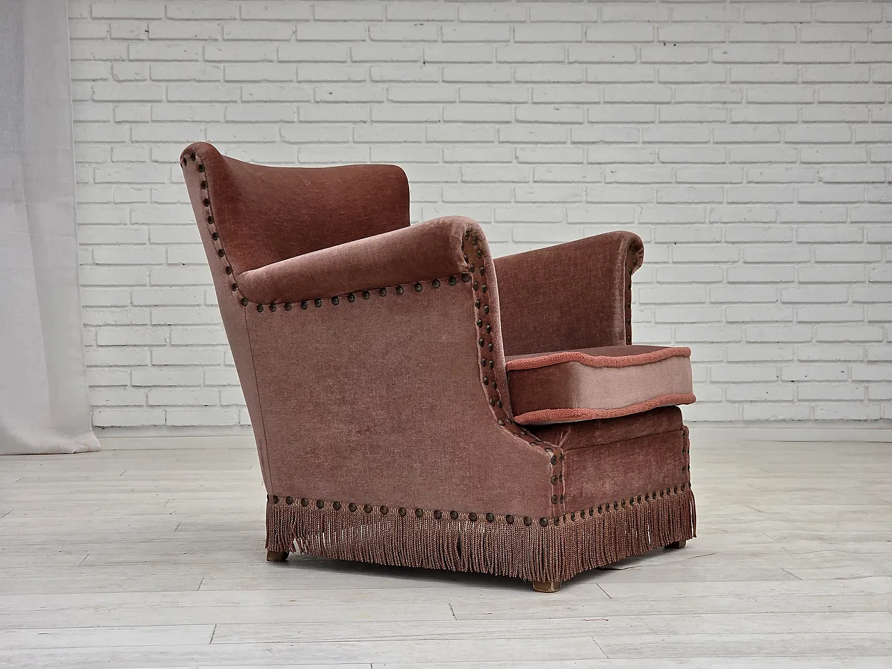 Danish armchair, salmon pink velour, beech wood, 1970s 7