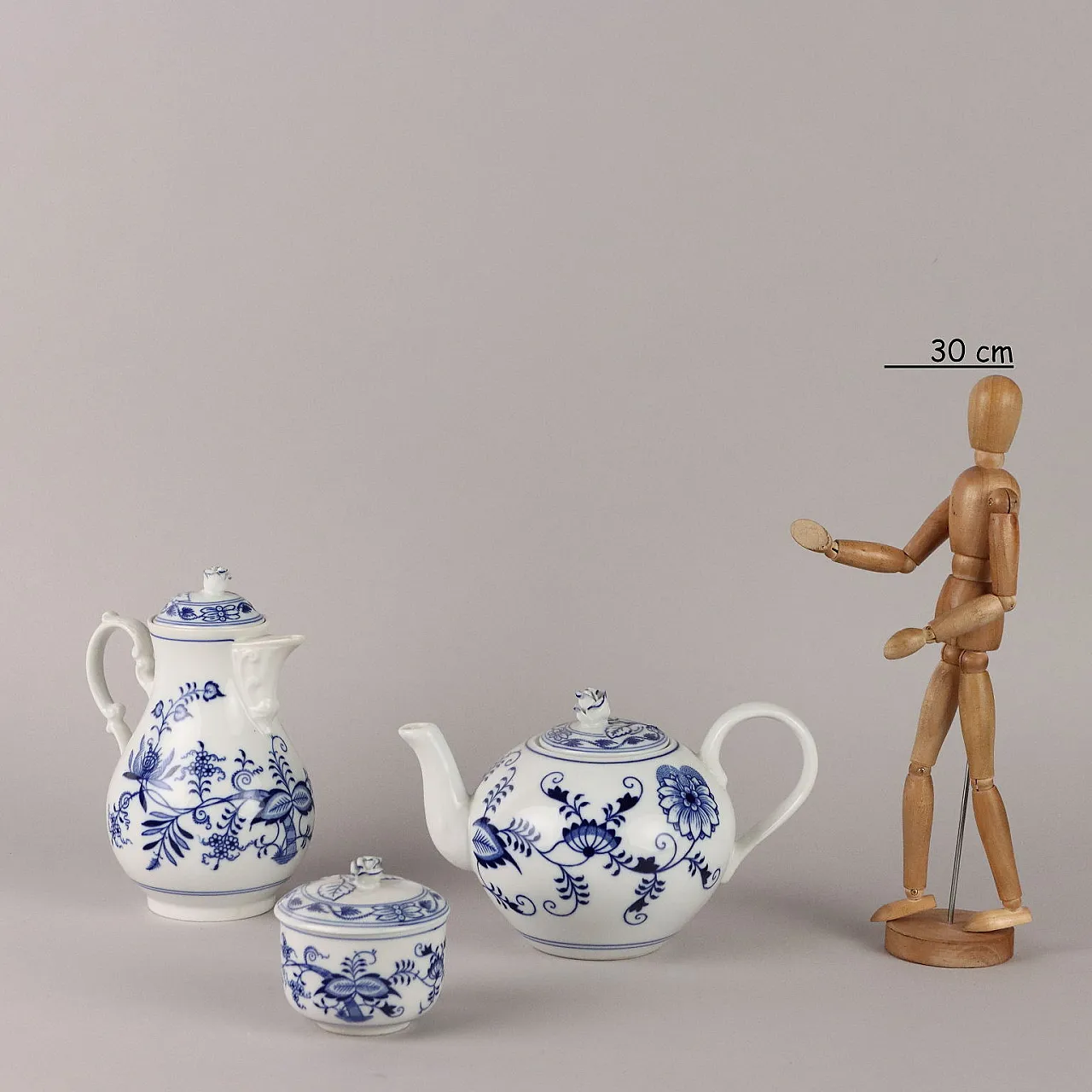 Servizio da tè e caffè in porcellana Zwiebelmuster, '900 2