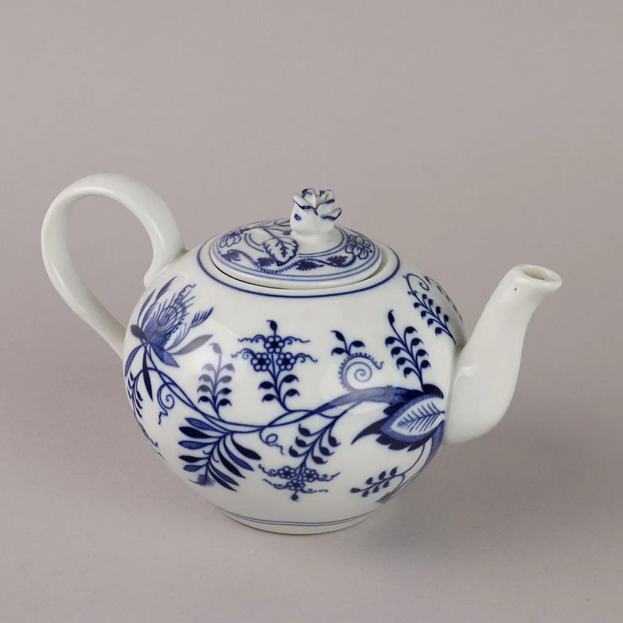 Servizio da tè e caffè in porcellana Zwiebelmuster, '900 3