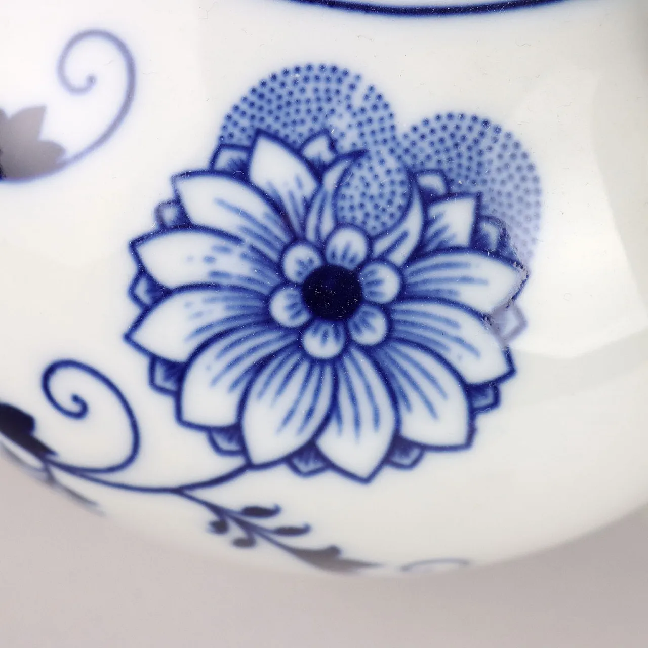 Servizio da tè e caffè in porcellana Zwiebelmuster, '900 5