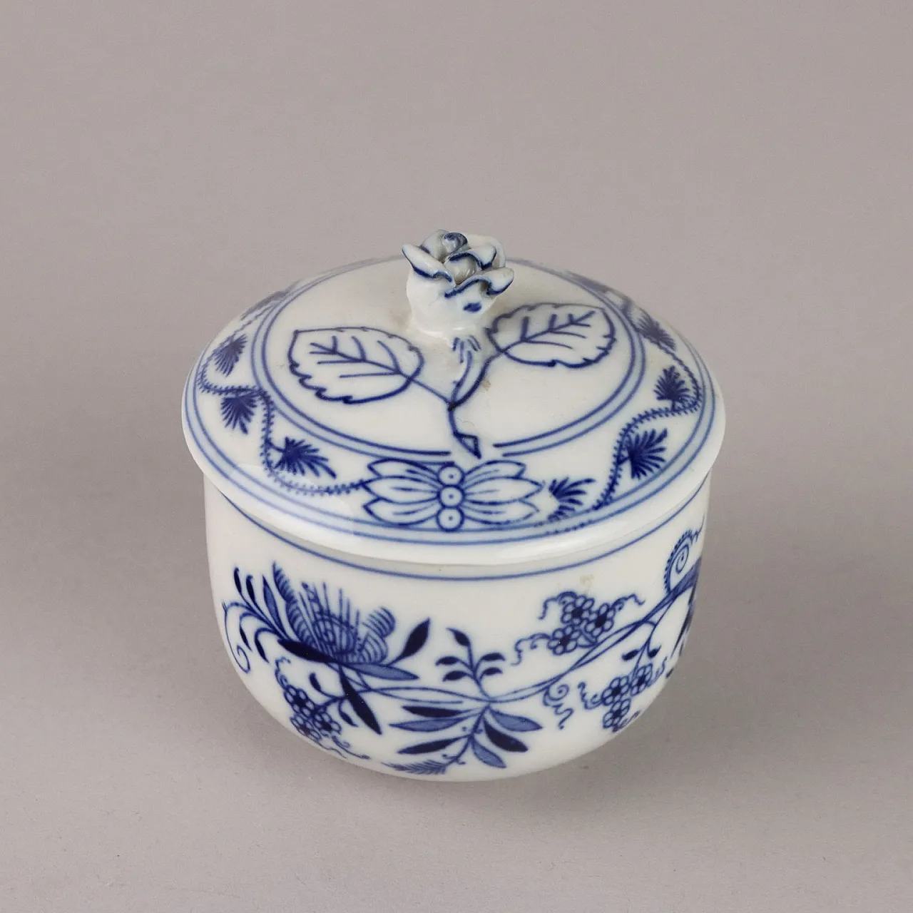 Servizio da tè e caffè in porcellana Zwiebelmuster, '900 7