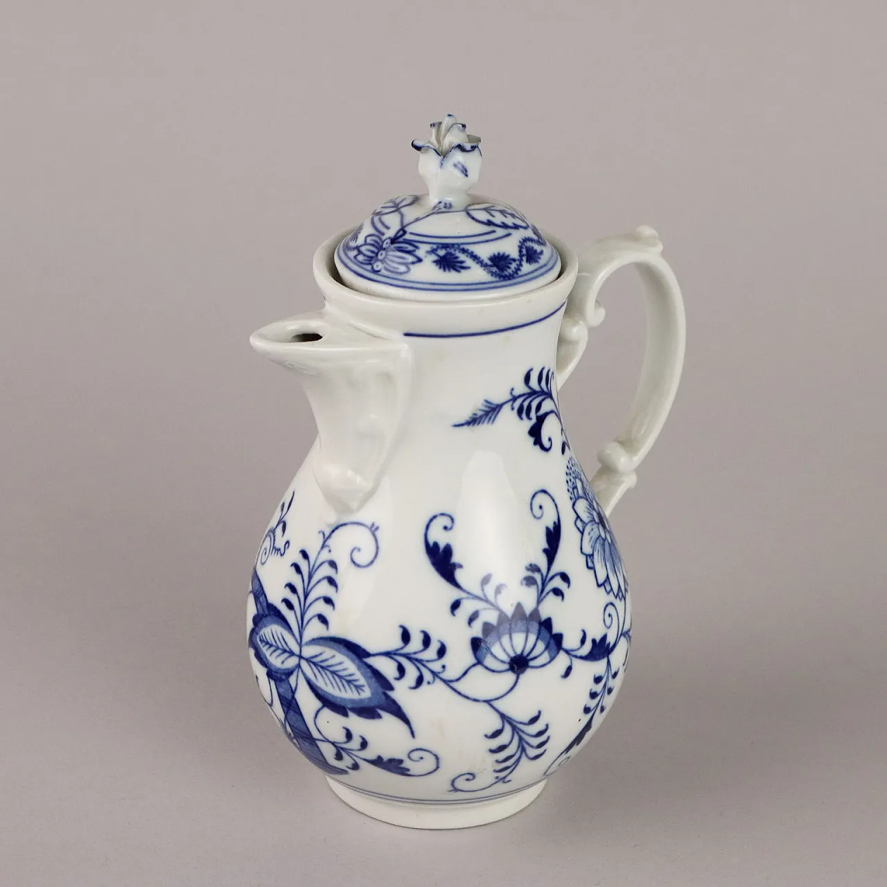 Servizio da tè e caffè in porcellana Zwiebelmuster, '900 9