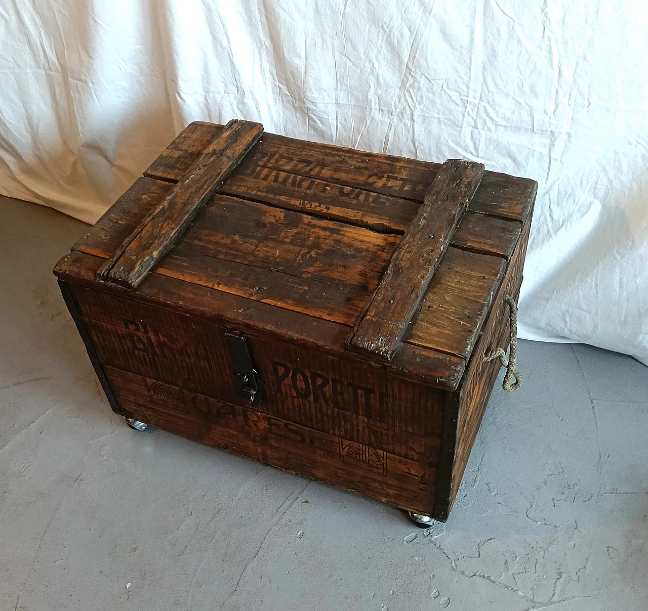 Service table Birra Poretti on wheels, 1912 20