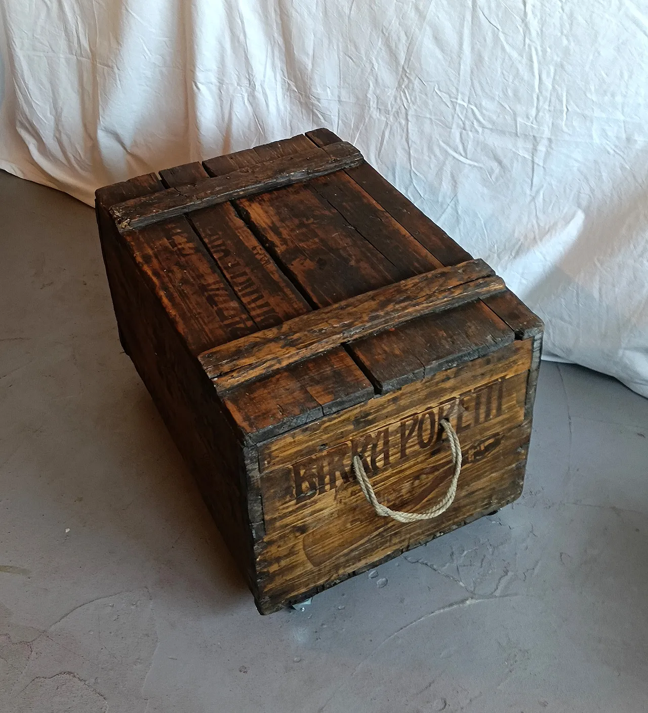 Service table Birra Poretti on wheels, 1912 25