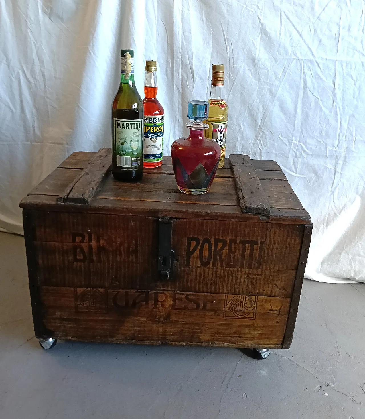 Service table Birra Poretti on wheels, 1912 28