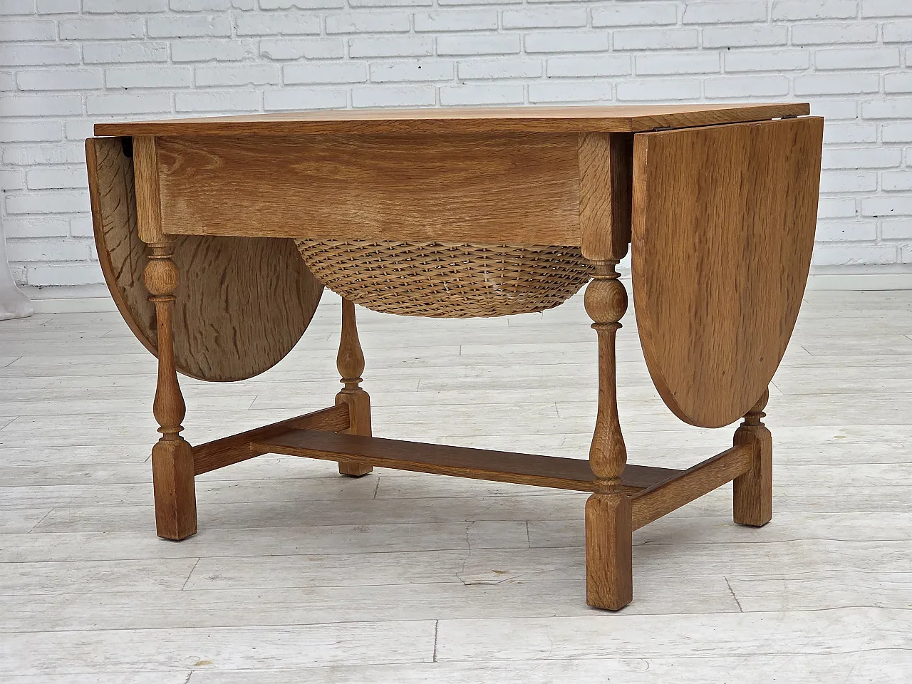 Danish foldable coffee table oak and rattan, 1970s 15