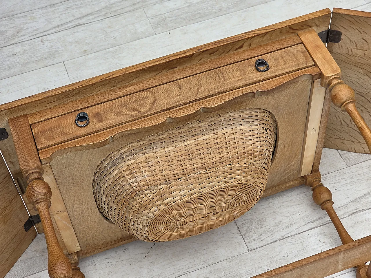 Danish foldable coffee table oak and rattan, 1970s 19