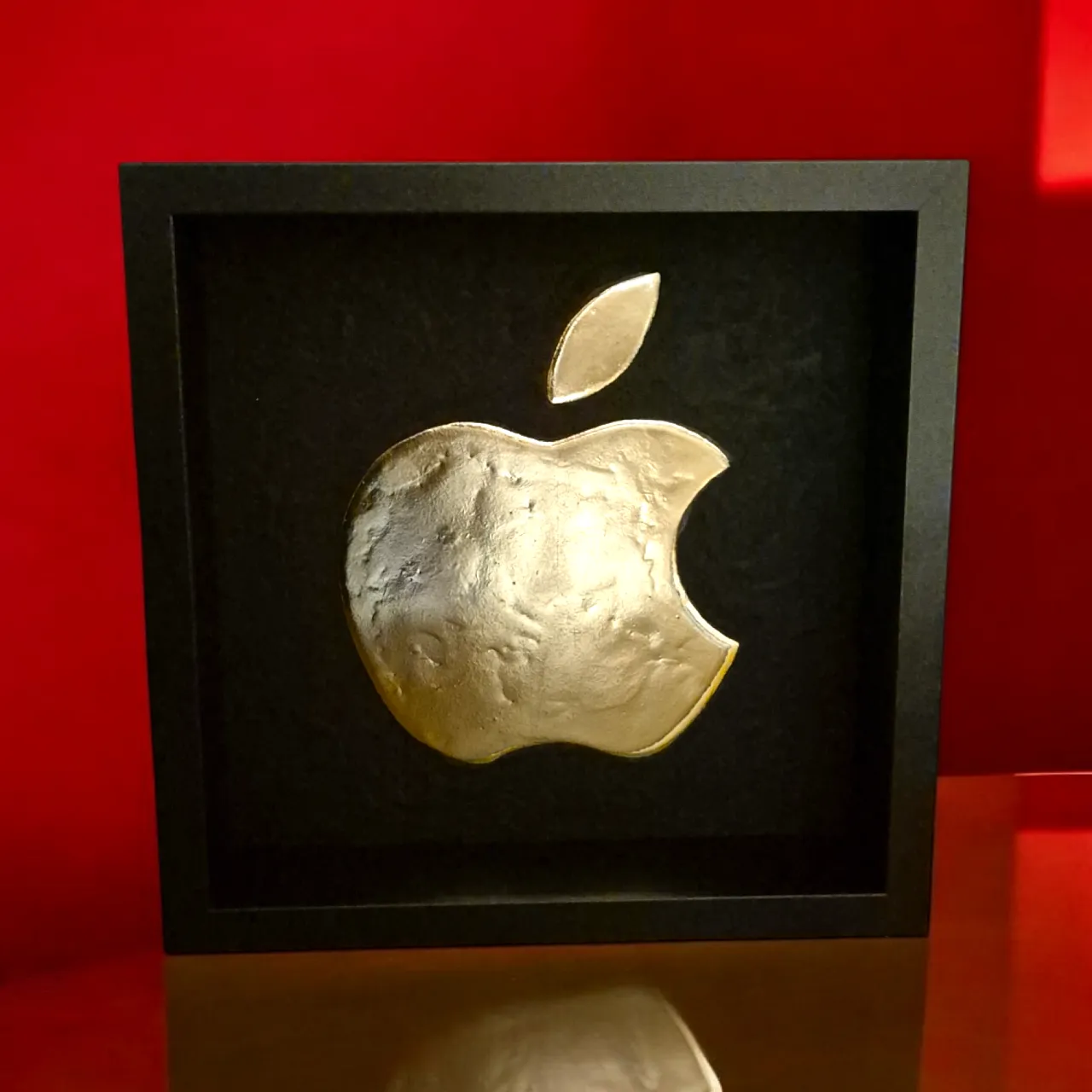Apple logo 23kt gold plated artwork in frame 80s and 90s collection 1