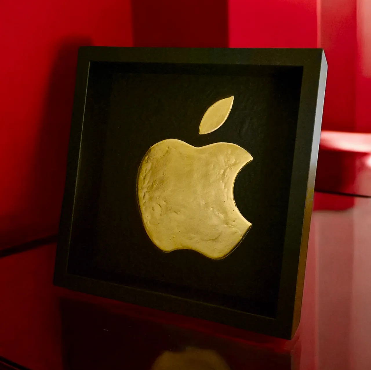 Apple logo 23kt gold plated artwork in frame 80s and 90s collection 5
