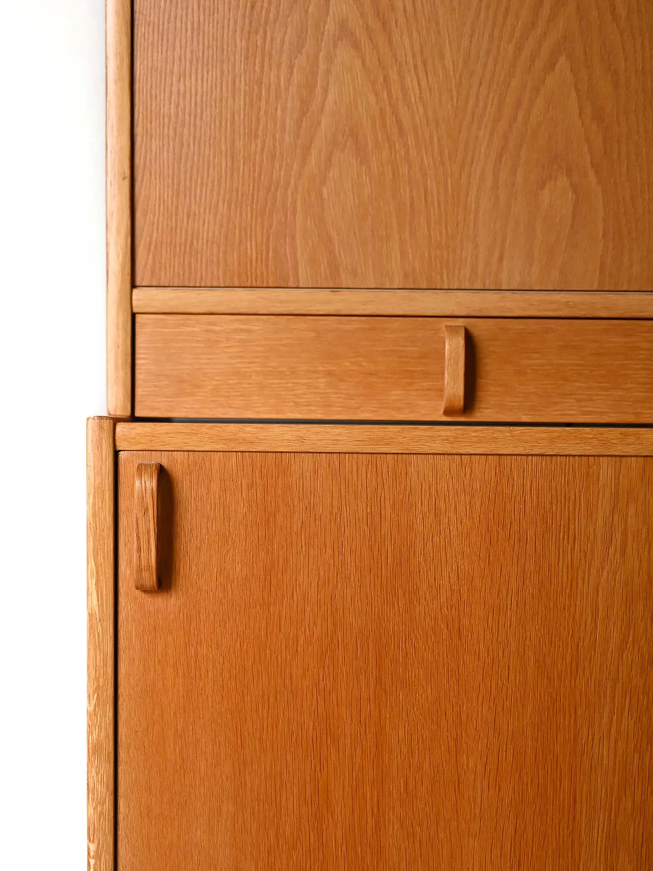 Libreria scandinava Bodafors in rovere 7