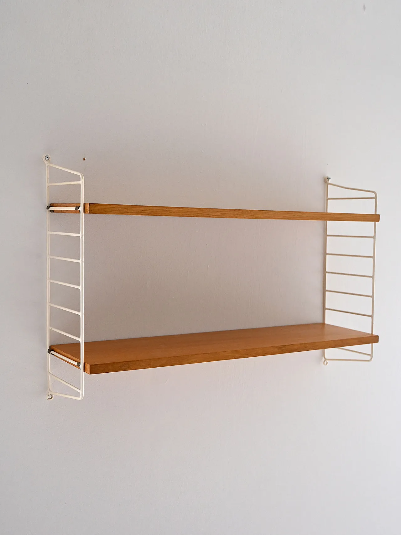 Shelving in oak, 60s 14