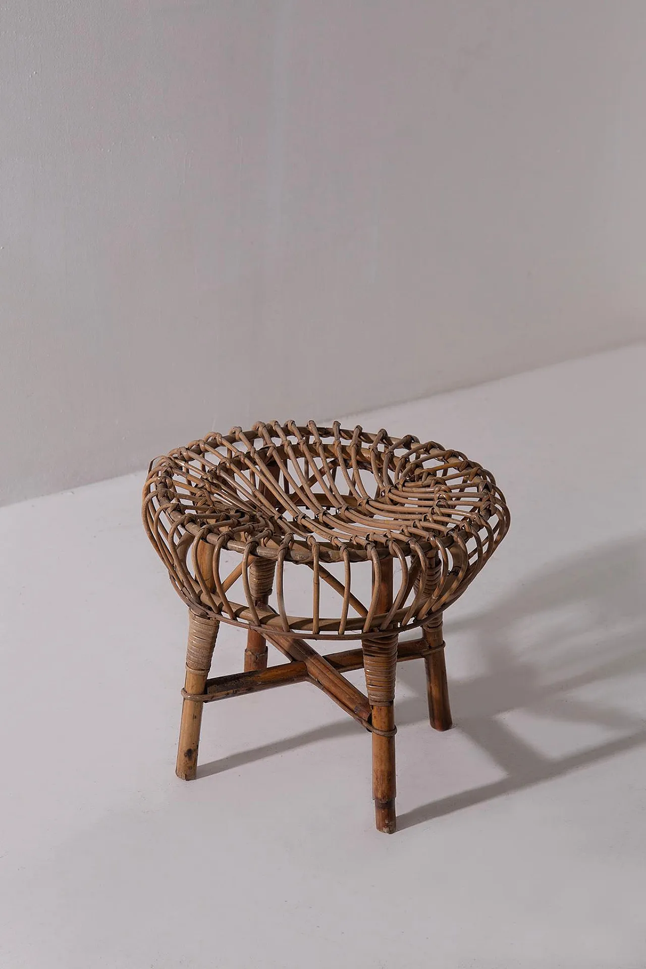 Sgabello in midollino e bambù, anni '60 2