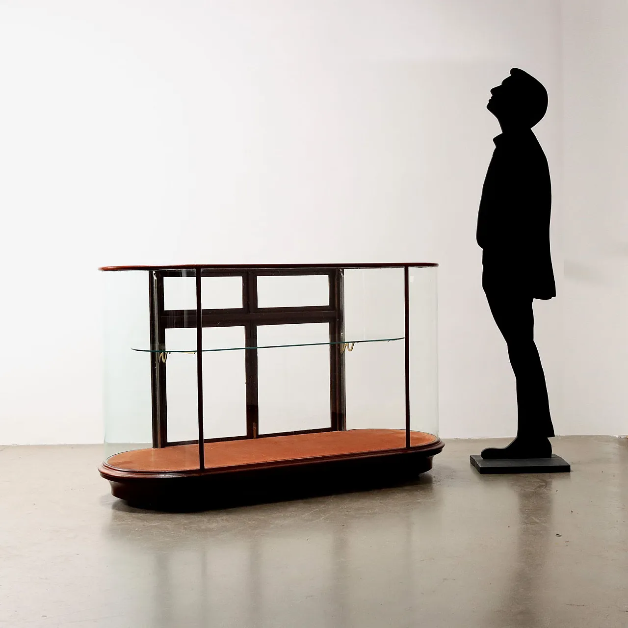 Glass display Cabinet in Oak with Glass shelves, Italy 1950s 2