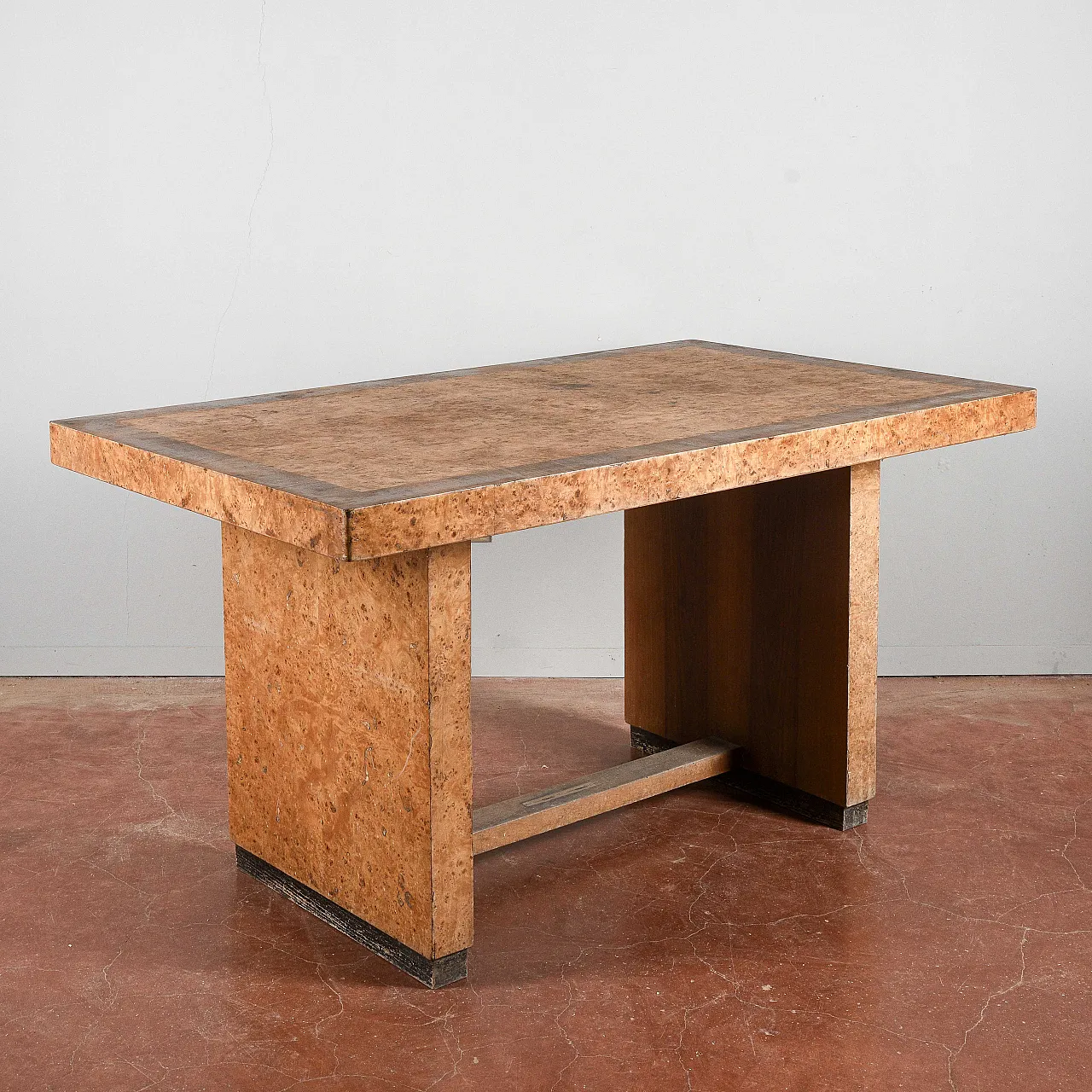 Maple-root dining table, mid-20th century 2