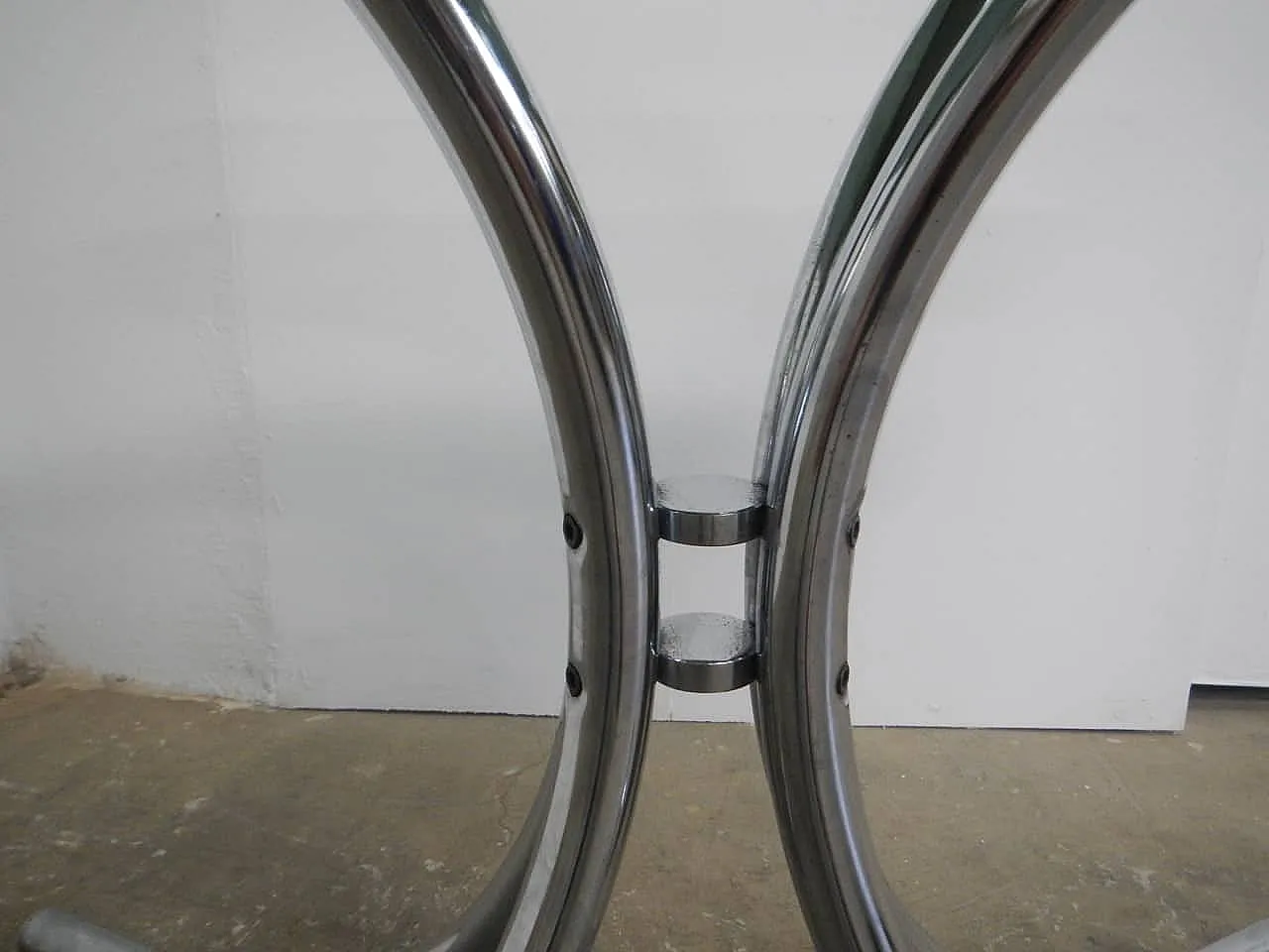 Table with wheels and glass Fumè 1960 8