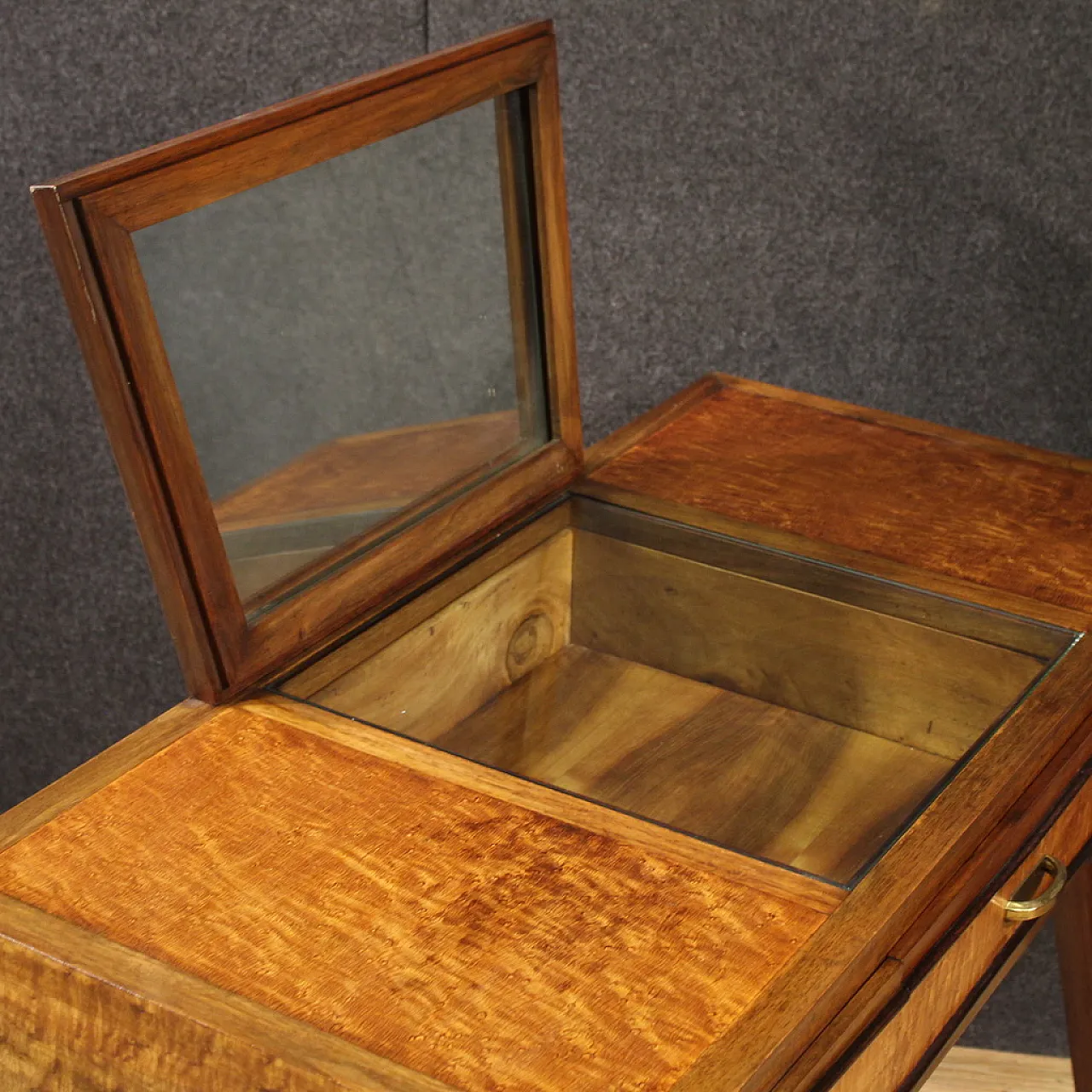 Italian toilet, 70s 11