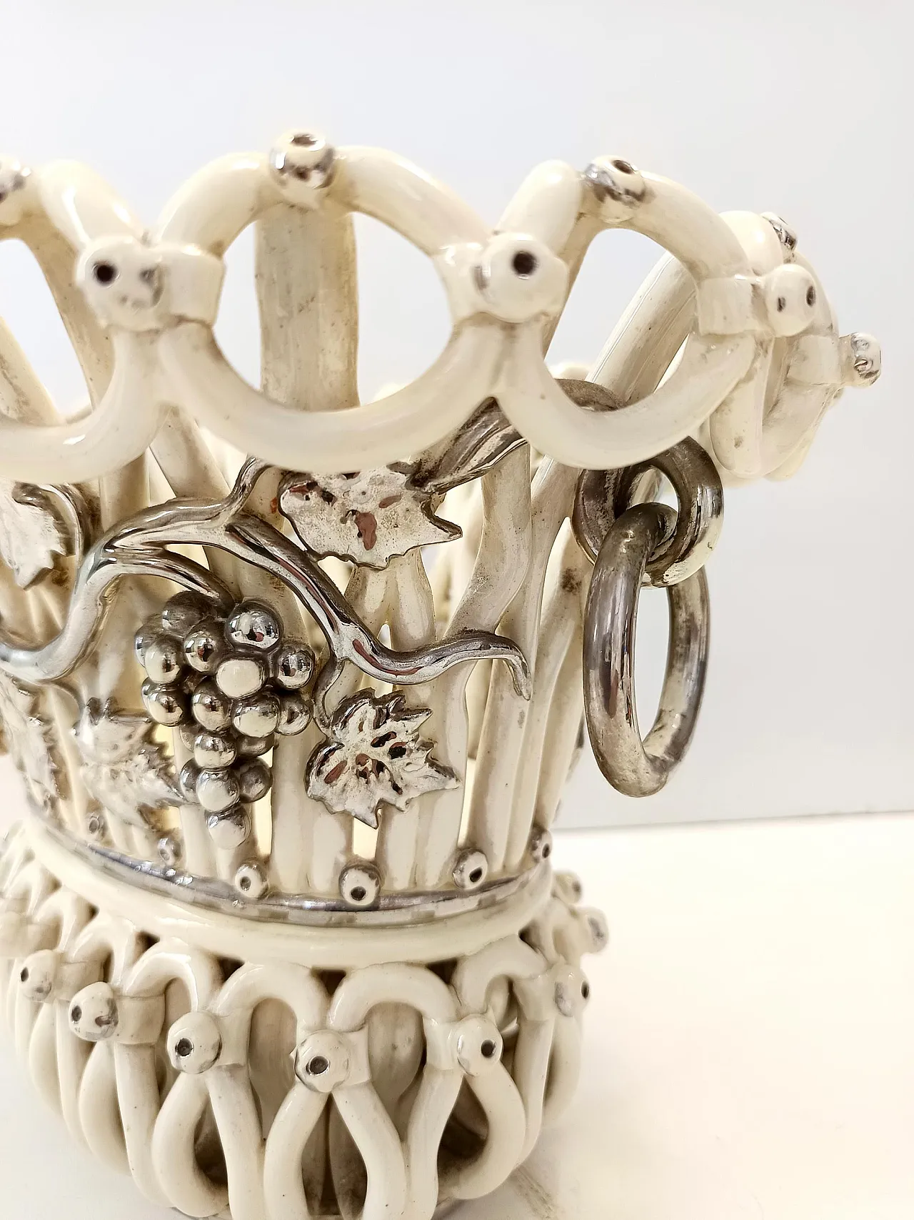 Fruttiera o centrotavola in ceramica di Charles de Boissimon, Francia 12