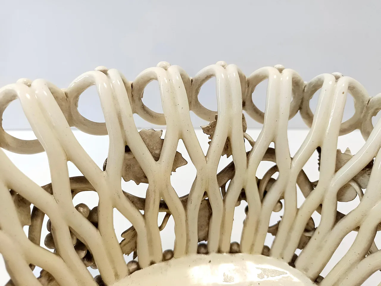 Fruttiera o centrotavola in ceramica di Charles de Boissimon, Francia 15