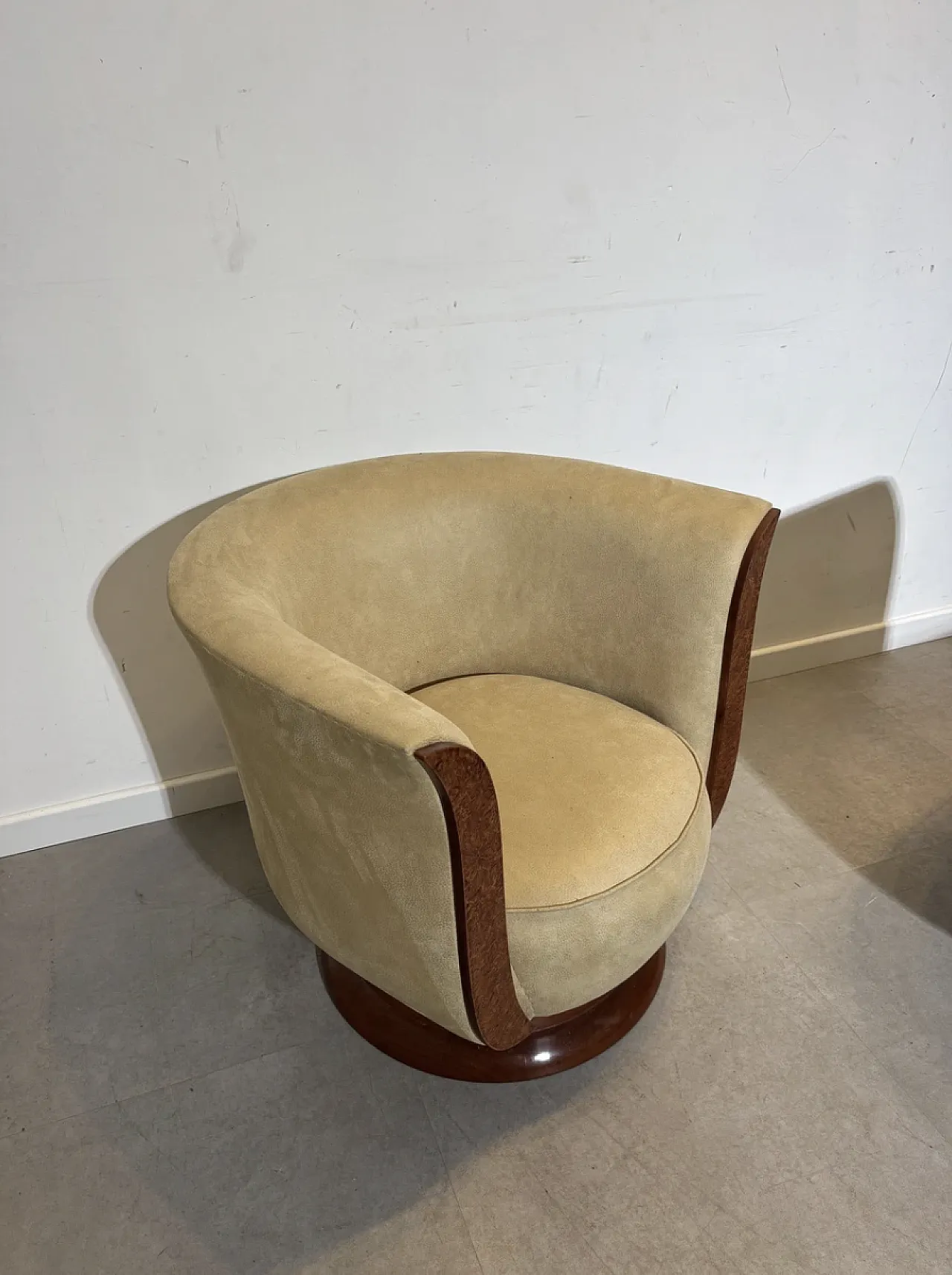 Pair of "Hotel Le Malandre" Art Deco Tulip Chairs, 1930s 5