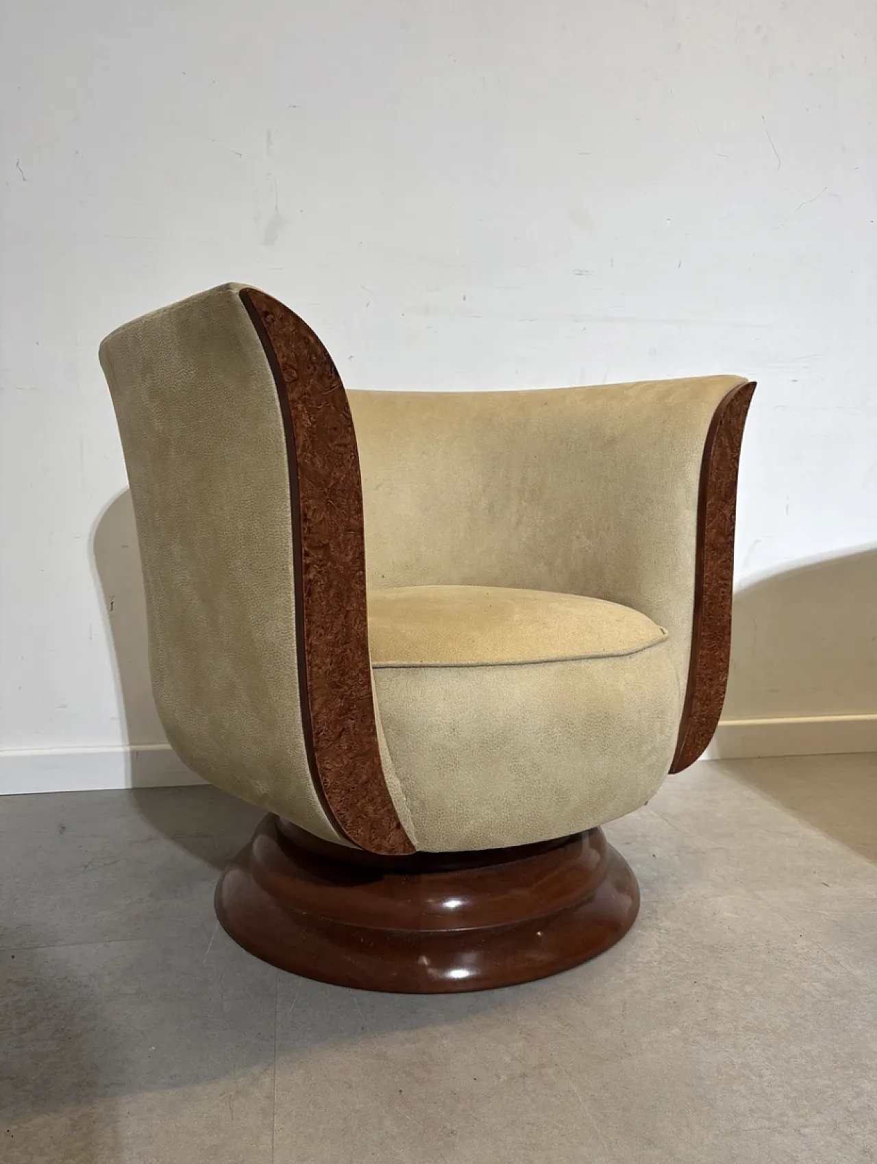 Pair of "Hotel Le Malandre" Art Deco Tulip Chairs, 1930s 6