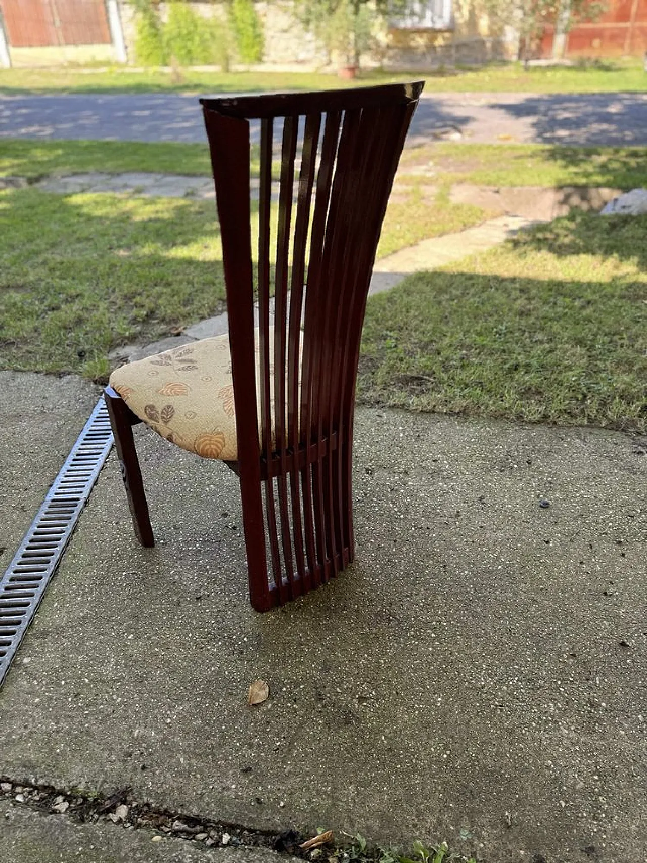 6 Sedie da pranzo laccate e in tessuto di Pietro Costantini, anni '80 7