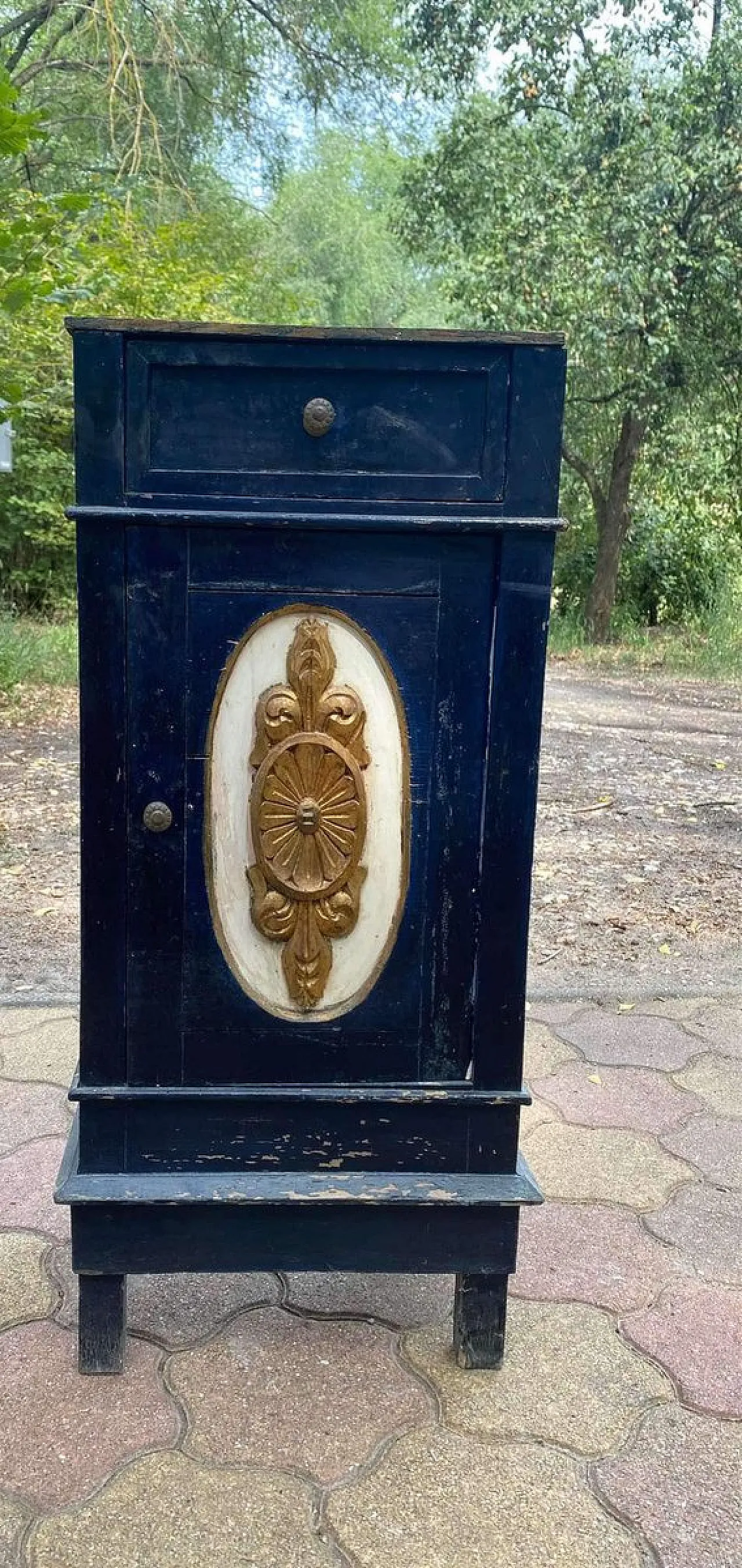 Comodino, anni '20 1