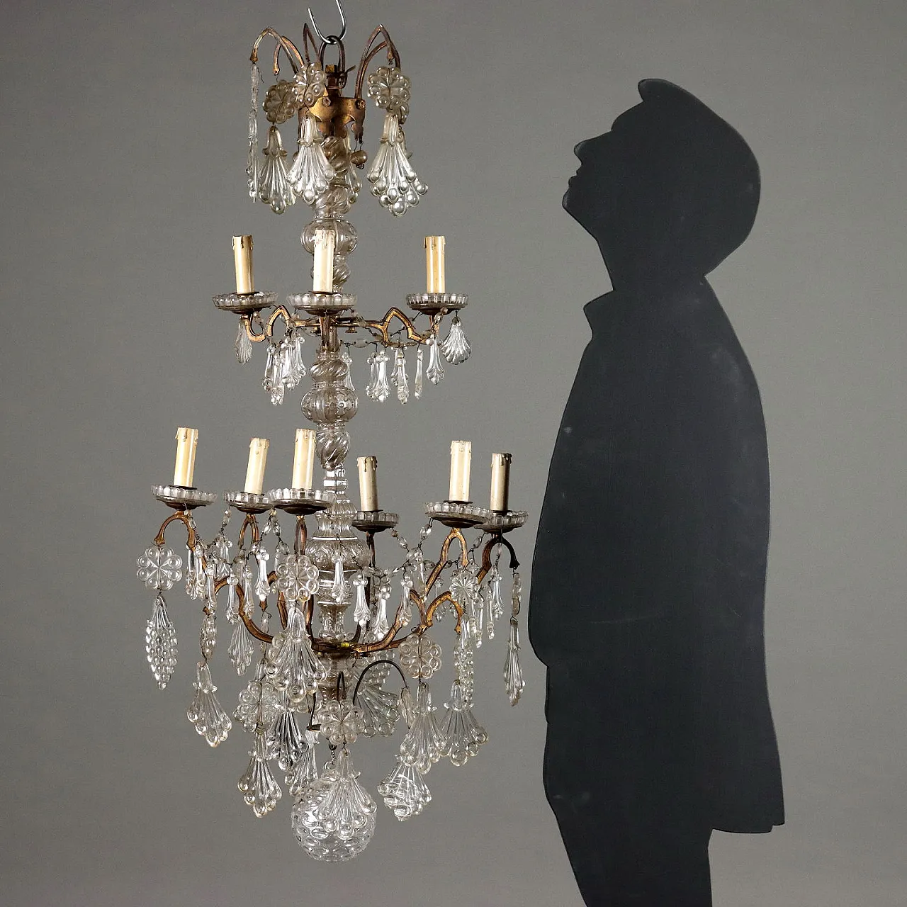 Lampadario in ferro dorato e vetro a 9 luci, '800 2