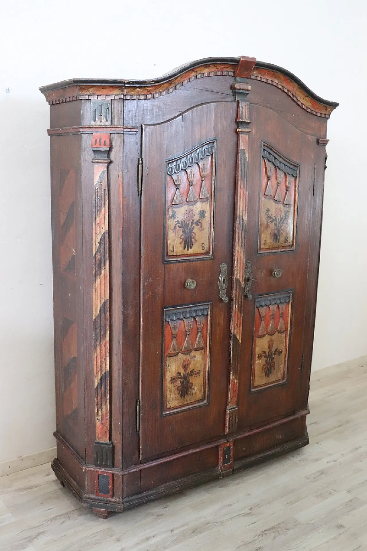 Tyrolean wardrobe, 1828 2