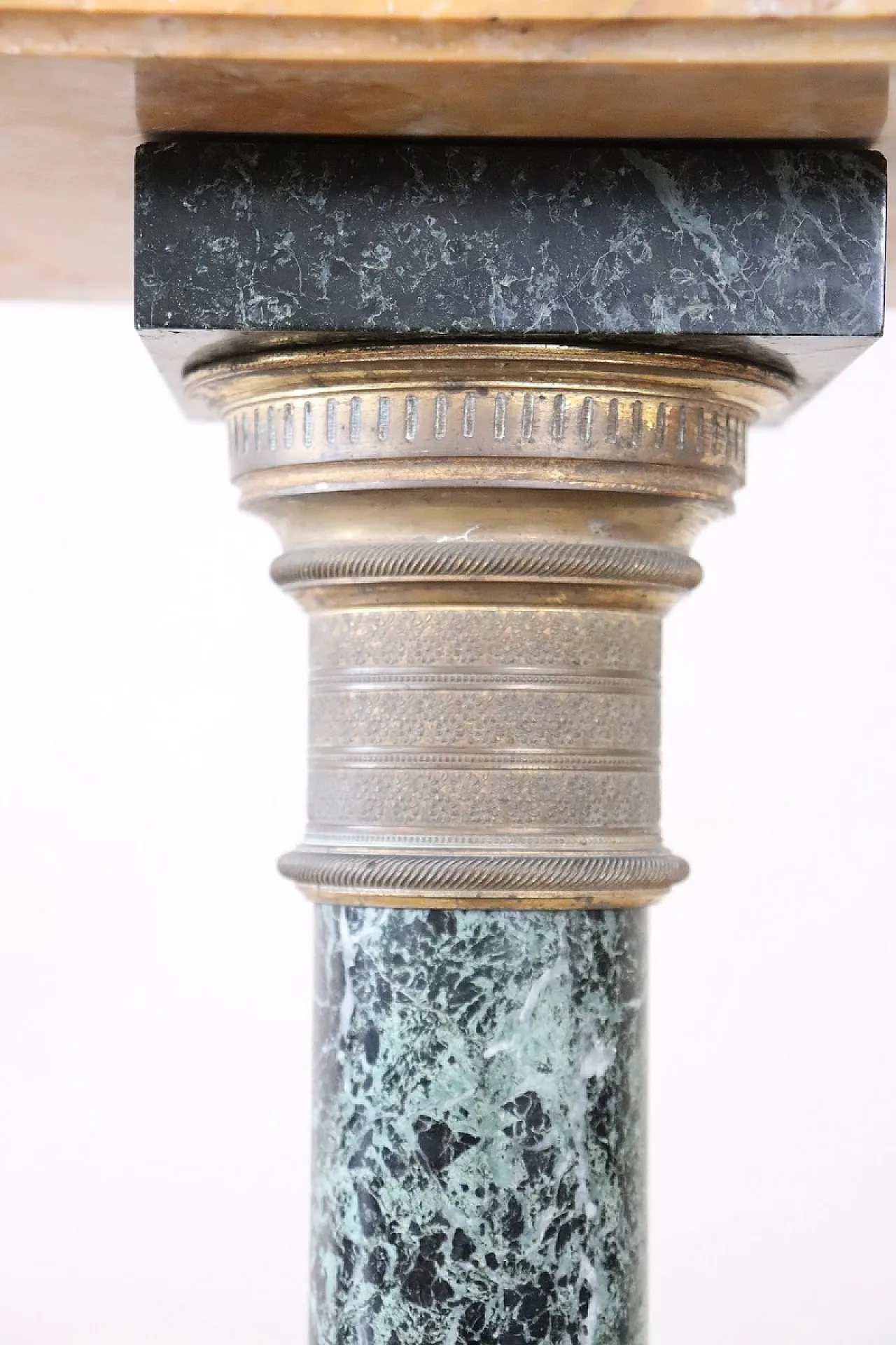 Yellow and green marble column with bronze details, late '800 4