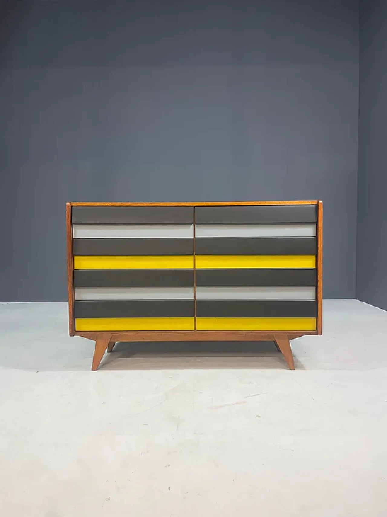 Credenza di Jiří Jiroutek per Interiér Praha, anni '60 5