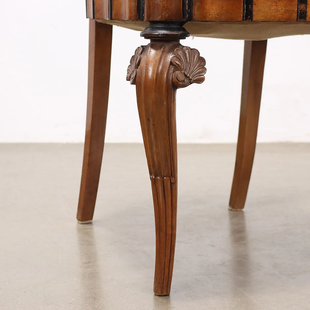 6 Deco-style chairs in wood and fabric, late 20th century 6