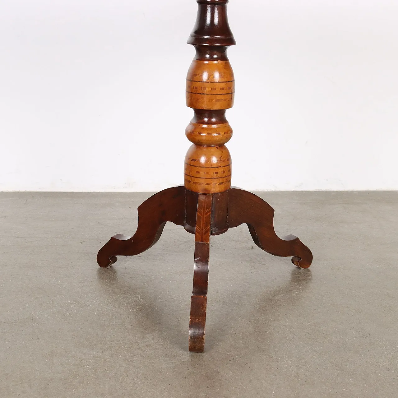 Tavolino da caffè in noce impiallacciato, '800 7