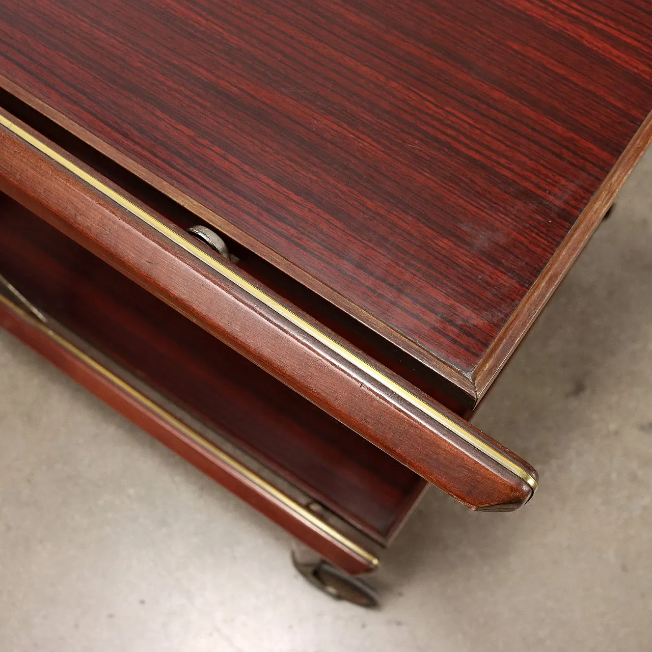 Carrello da cucina in legno e ottone, anni '60 3