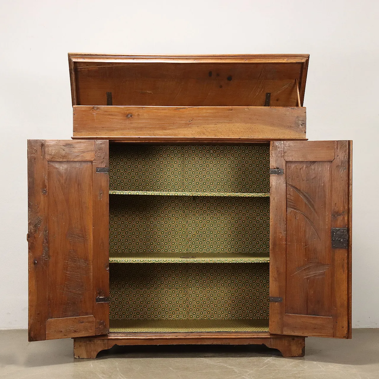 Credenza Barocca in noce con piano apribile, fine '600 3
