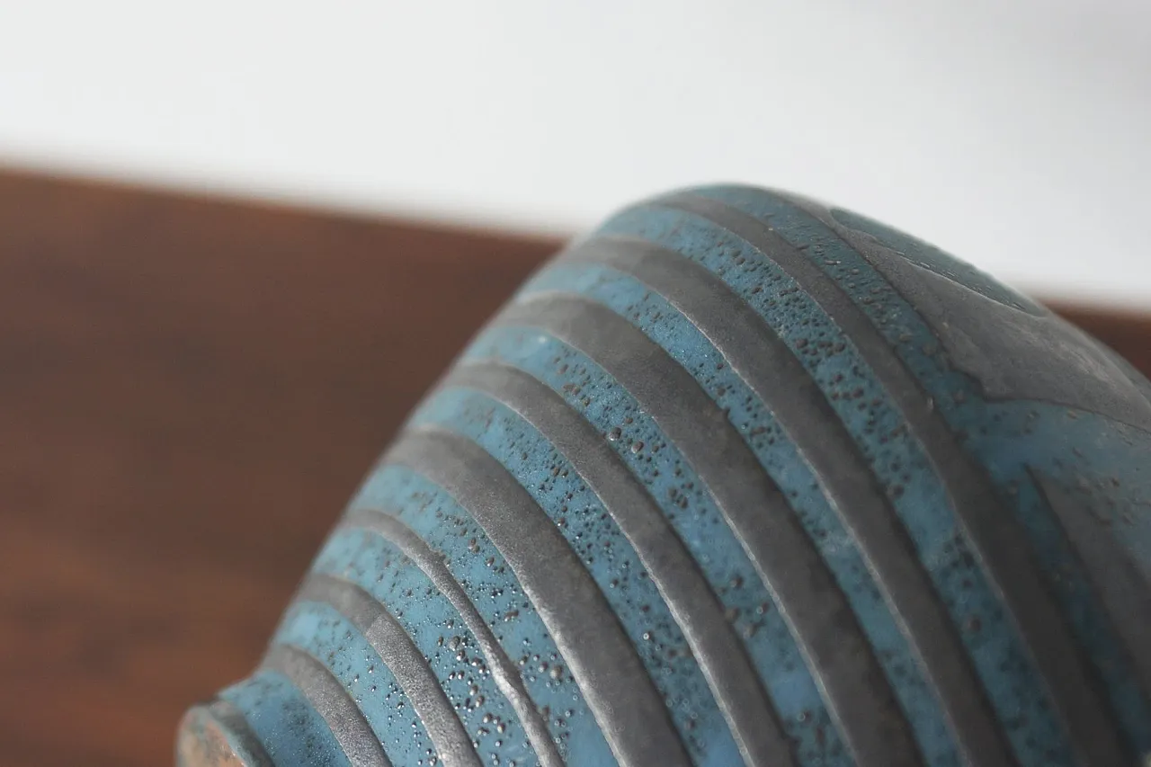 Ceramic vase by Ankara Helmut Scholtis for Carstens Tonnieshof, 1960s 6