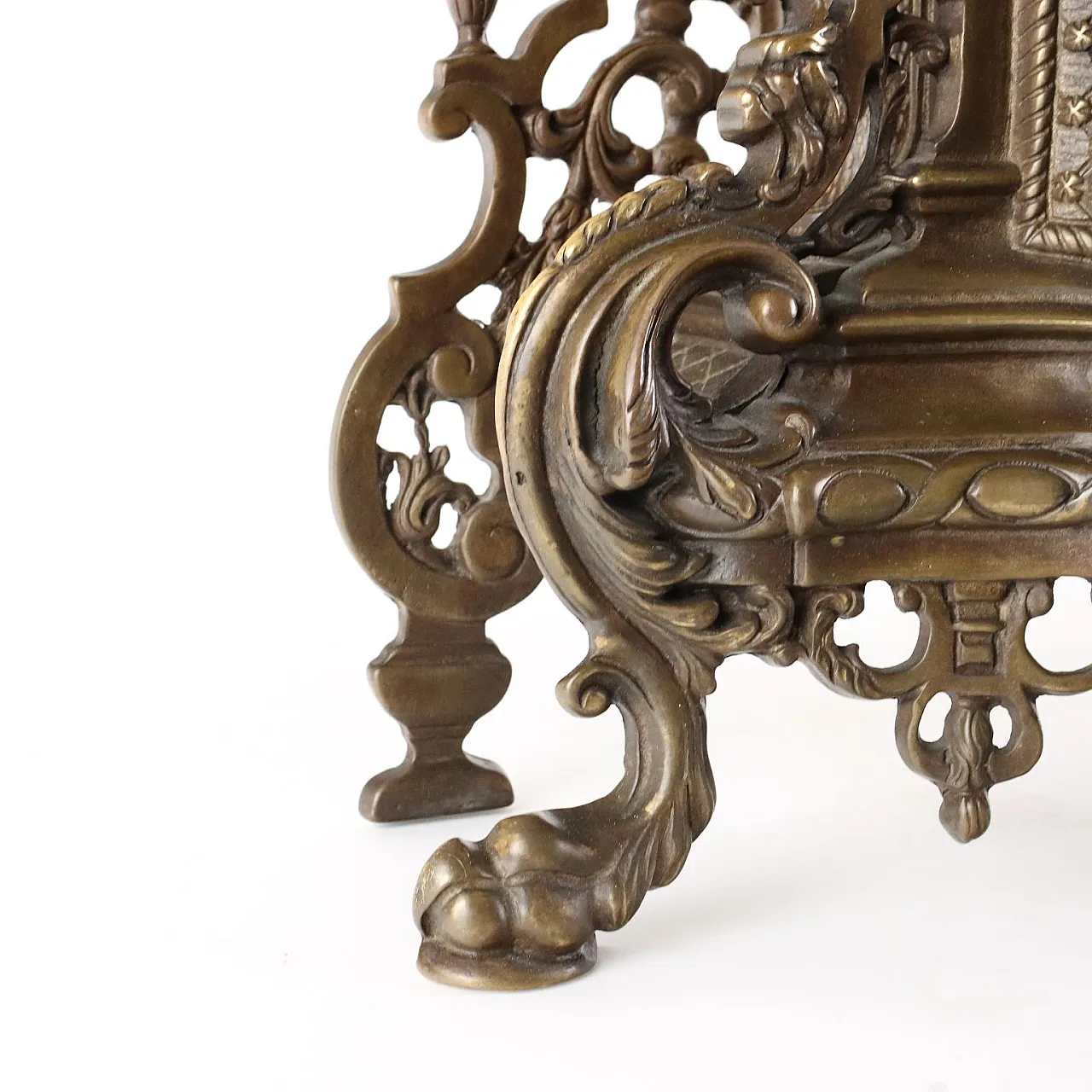 Bronze clock triptych, 20th century 7